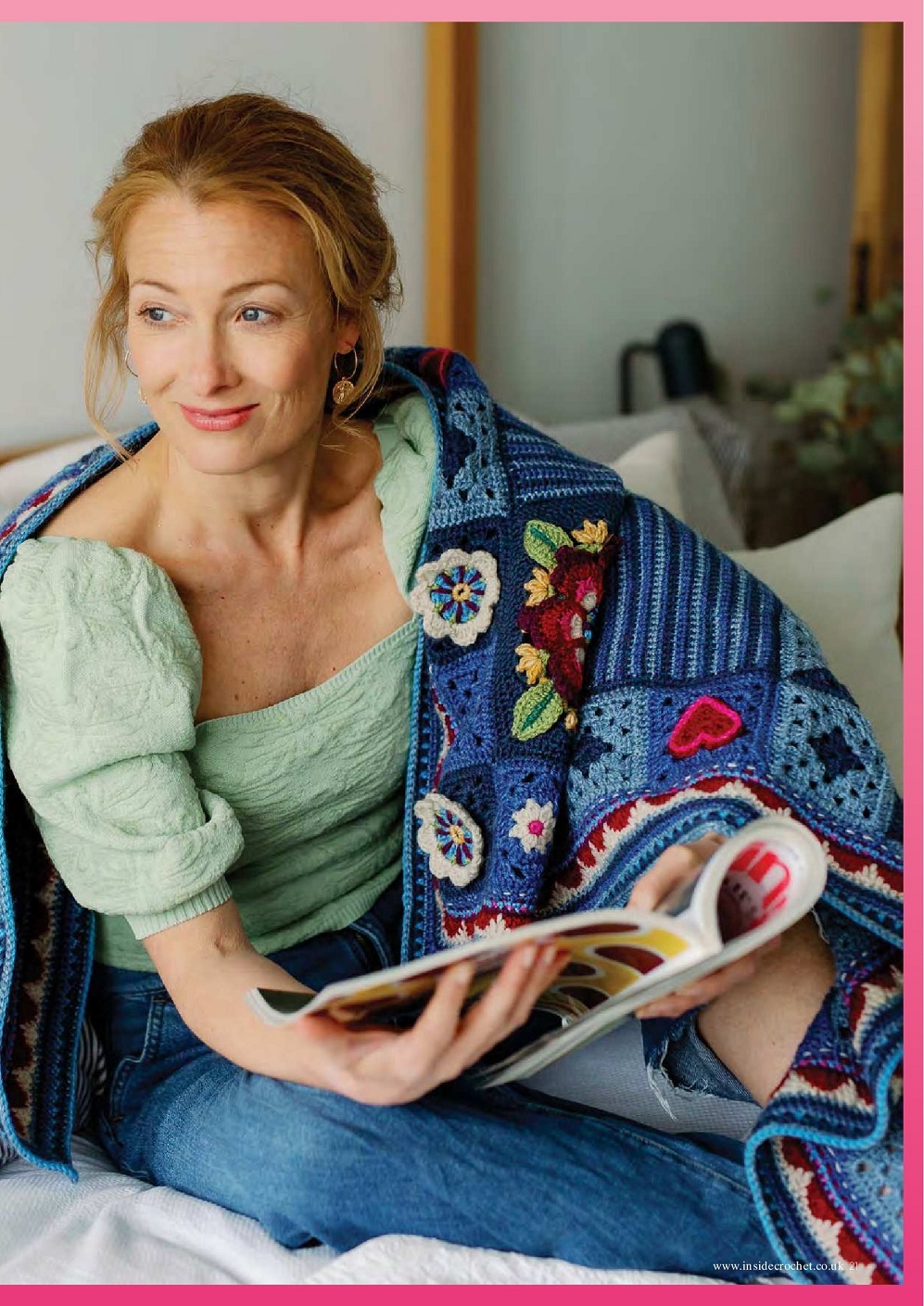 Трикотажные модели одежды и аксессуары. "Inside Crochet" №142 2021