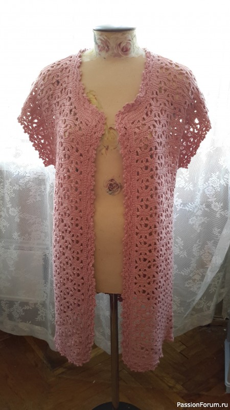 Красивый нежно-розовый ажурный кардиган, крючок, 46-50 р.р., новый, без единого дефекта. 3000 р.