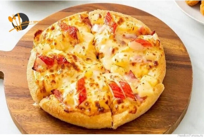 Пицца с крабовыми палочками