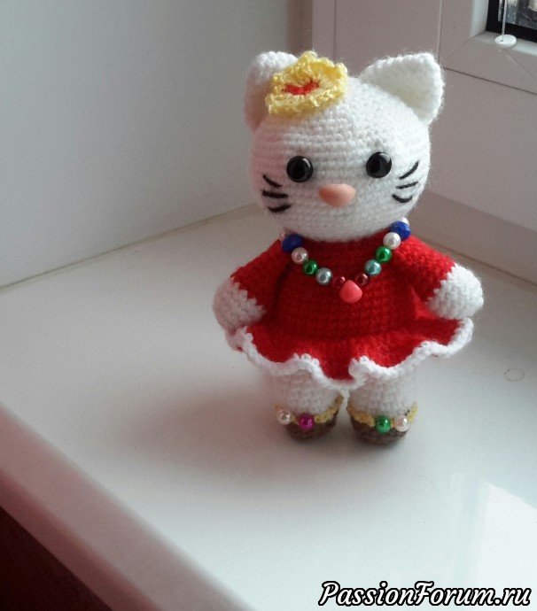 Hello, Kitti
