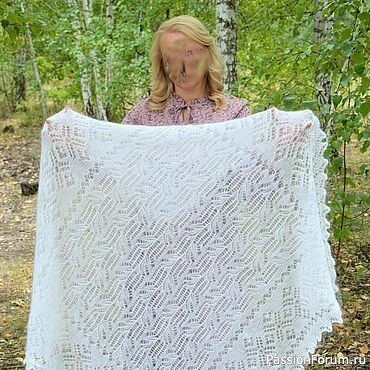 Ажурные шали из козьего пуха