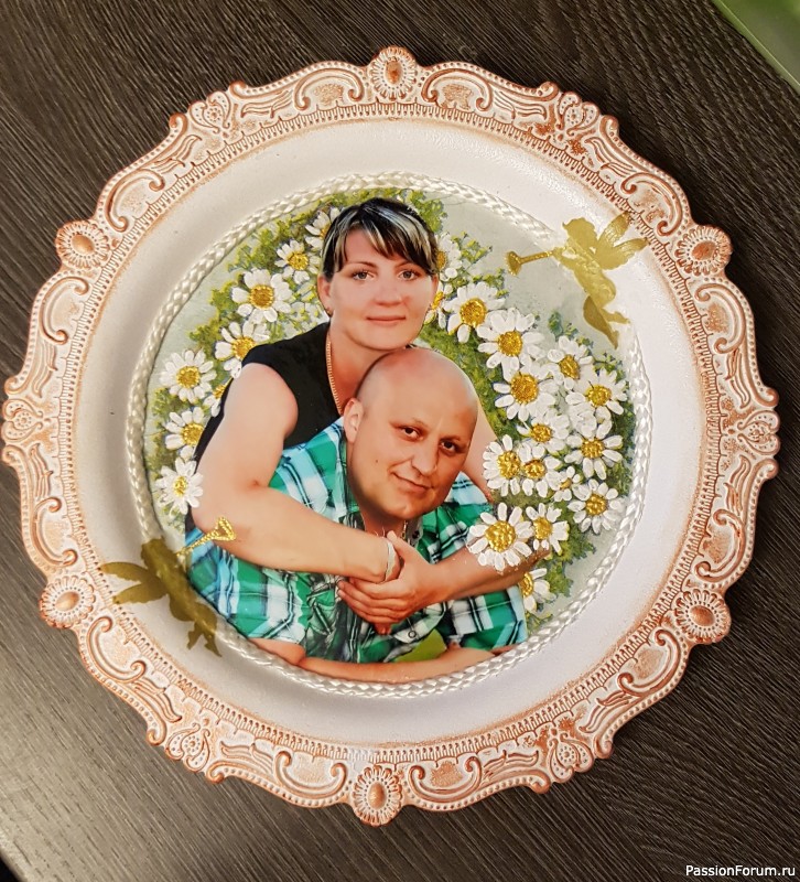 Декупаж тарелочек.