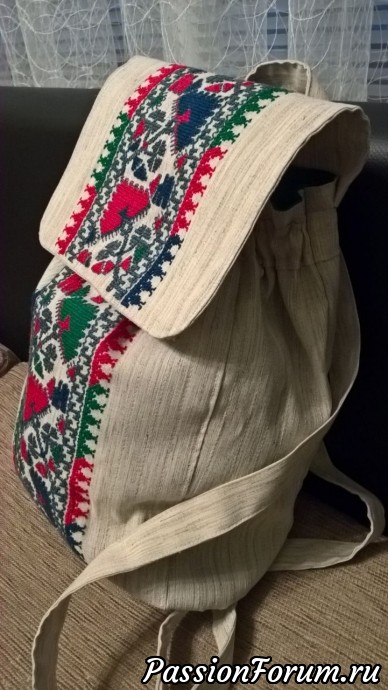 Рюкзак с вышивкой