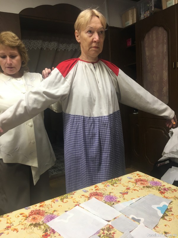 Женская национальная поликовая рубашка