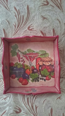 И я с подарками.