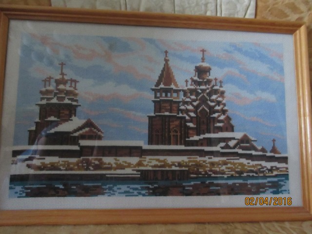 Крестоносец, практикующий иглоукалывание