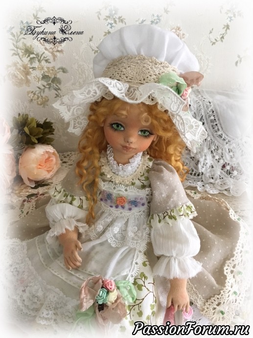Лея, коллекционная текстильная кукла.