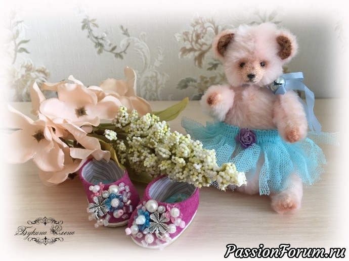 Миля, коллекционная текстильная кукла.
