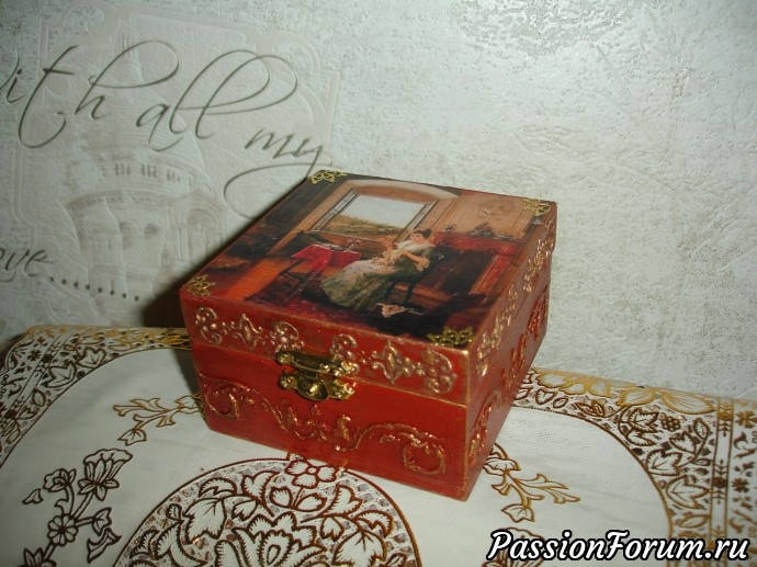 ШКАТУЛКА "БЕЛОШВЕЙКА"