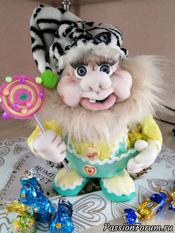 Гном Сладкоежка
