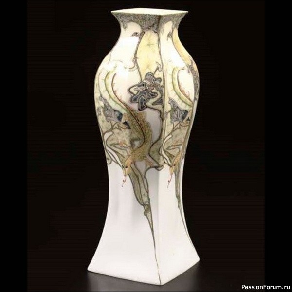 Фарфор eggshell фабрики Rozenburg