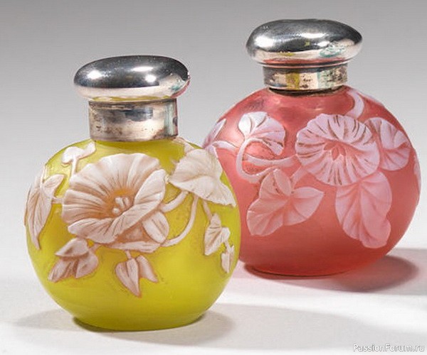 ​Флаконы фирмы Thomas Webb &amp; Sons