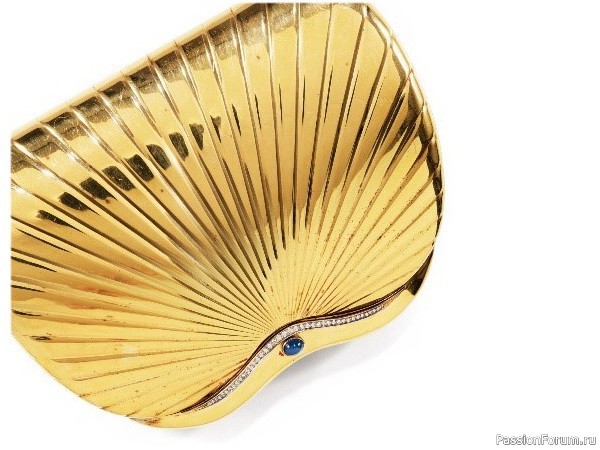 Сумочки и минодьеры от Cartier