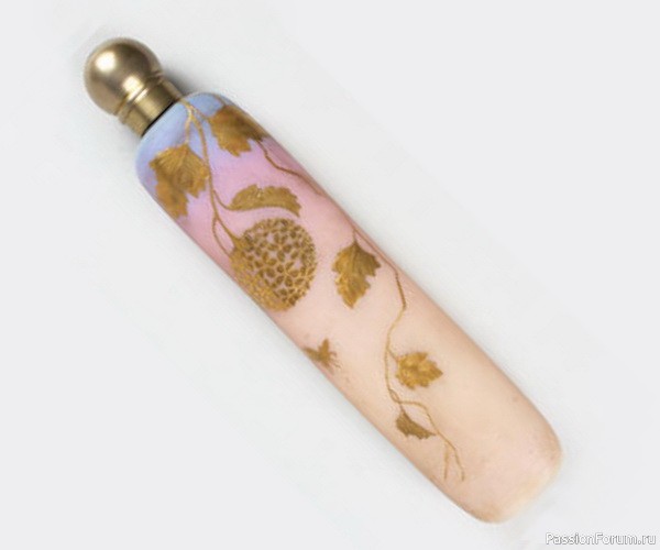 ​Флаконы фирмы Thomas Webb &amp; Sons