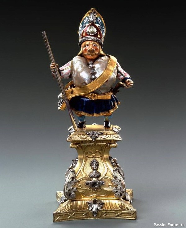 ​&laquo;Perlfiguren&raquo; Августа Сильного