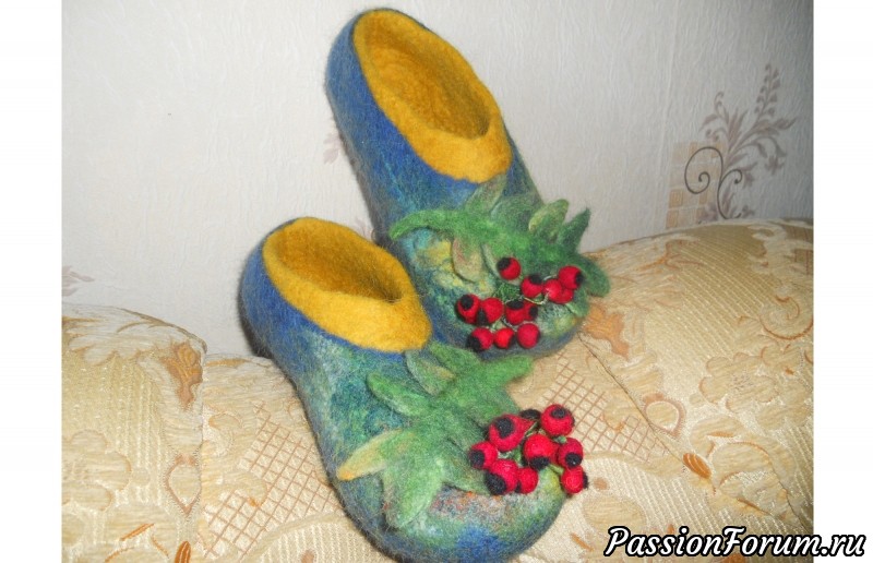 Тапки &quot;Гроздь рябины&quot;. МК из архива форума