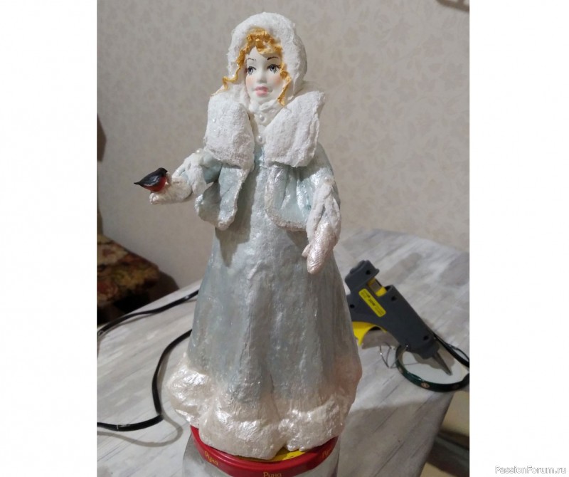А я - не такая))) Снегурочка-бунтарка.