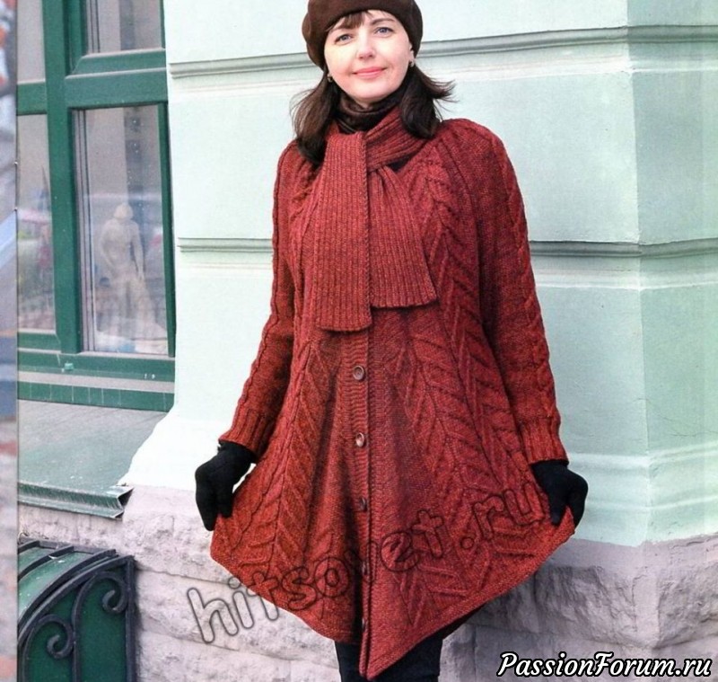 Вязаное пальто пончо