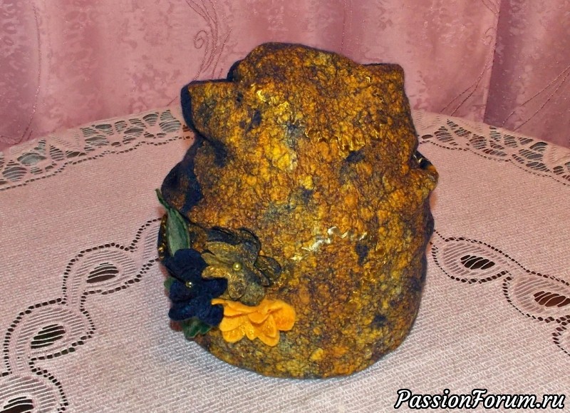 Шапочка валяная &quot;Золотая осень&quot;.