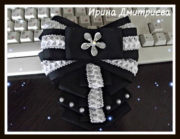 Школьные банты и заколки!