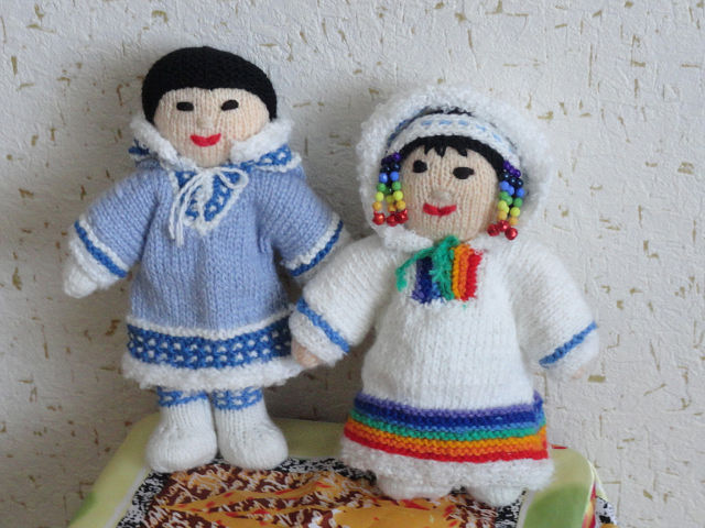Коллекция "Я сотворила этот мир" (куклы в костюмах народов мира)
