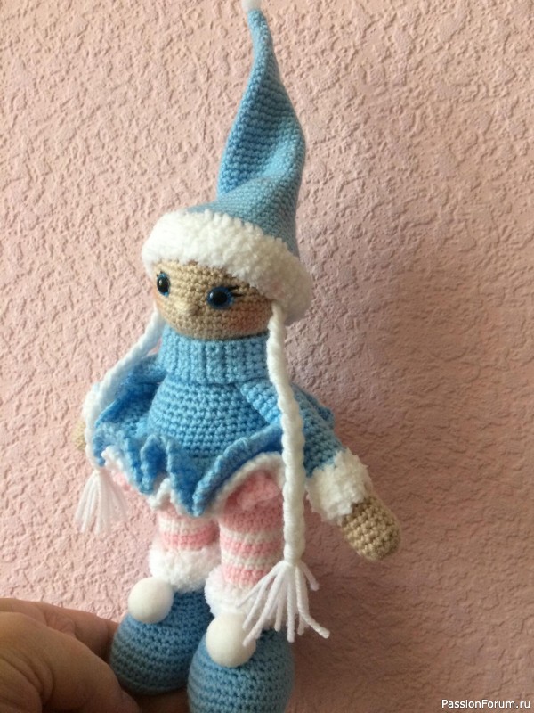 Кукла. Вязаная игрушка.