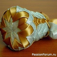 Обещанный МК по Новогоднему колокольчику