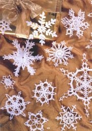 Новогодние снежинки крючком