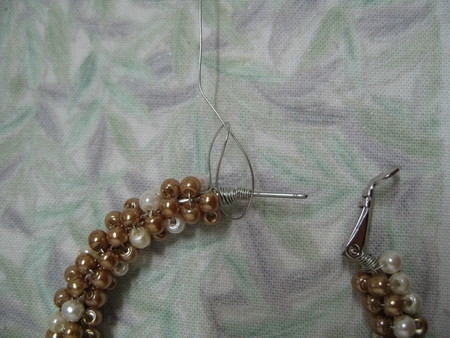 Сережки из бисера