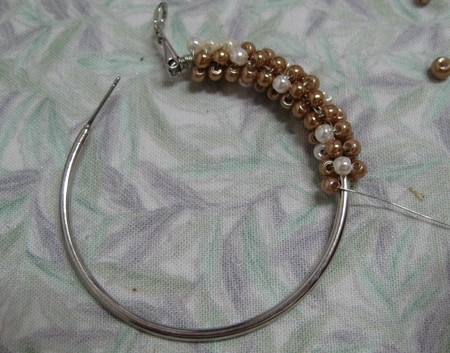 Сережки из бисера