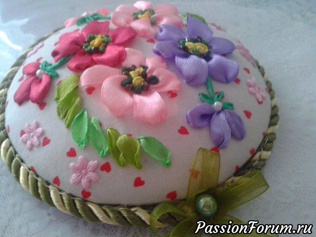 Родилась еще одна игольница )))