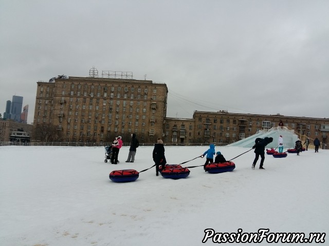 Это Москва! После Рождества.