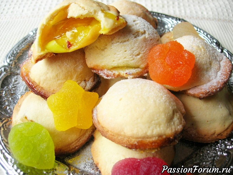 Лепешки с яблоками и мармеладом