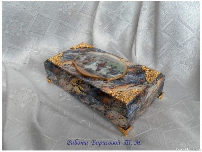 Шкатулка "На балу".