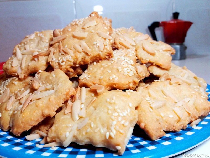 Вкусное хрустящее печенье к чаю,кофе, пиву. Рецепт печенья без сахара.