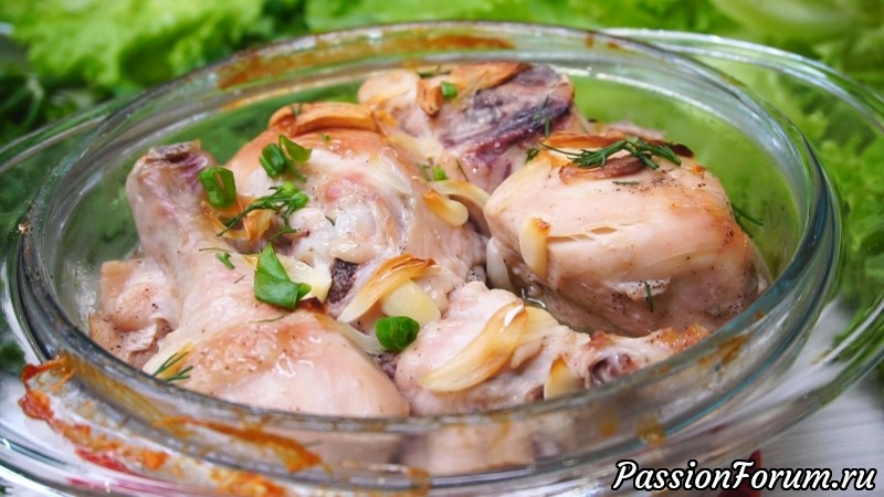 Тушенная курица в собственном соку