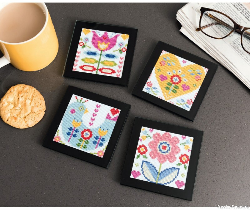 Книга Modern Folk-Art Cross Stitch: 50+ Designs, 11 Projects, 15 Bonus Gift Ideas 2021