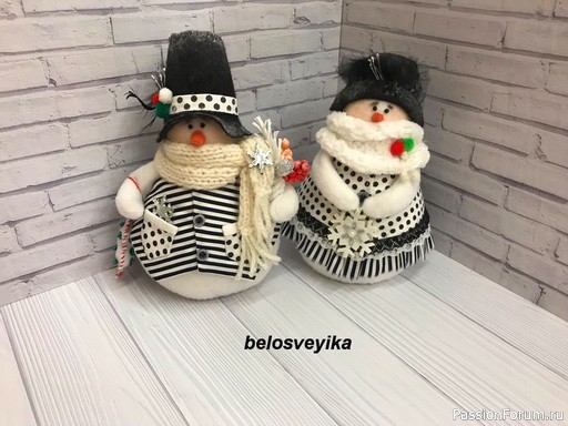 Пара Снеговиков