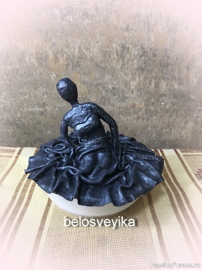 Шкатулка "Дама в красной шляпе" в технике Паверпул. МК