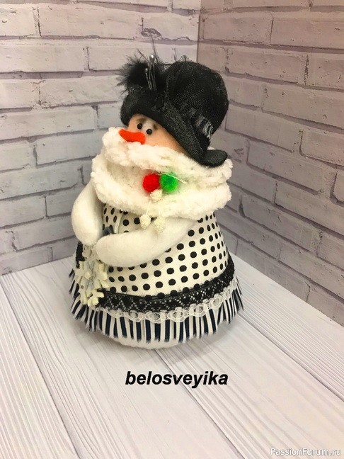 Пара Снеговиков