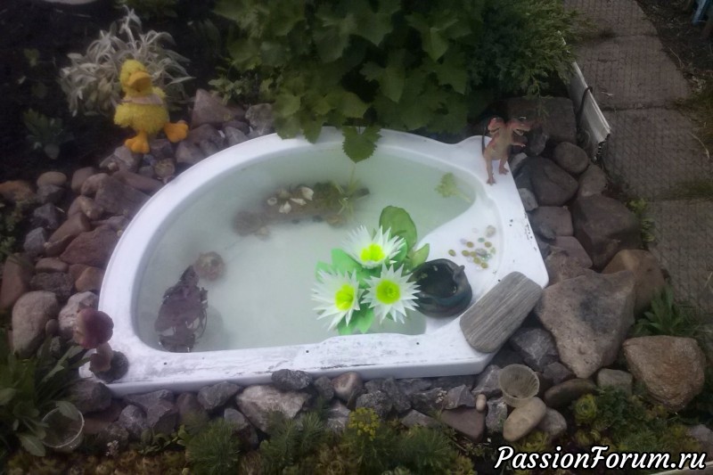 Лилии из пластиковых бутылок