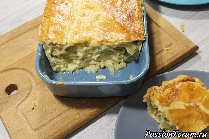 Луковый пирог. Вкусный, быстрый и недорогой пирог из лука и плавленых сырков.
