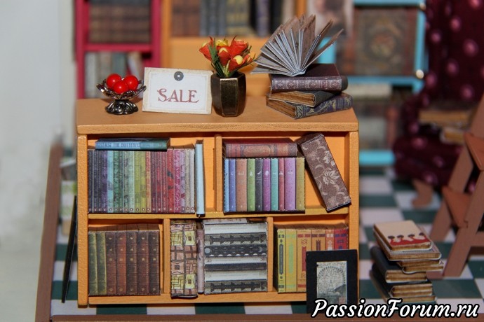 Миниатюрный мир или книжный магазинчик для зверят!