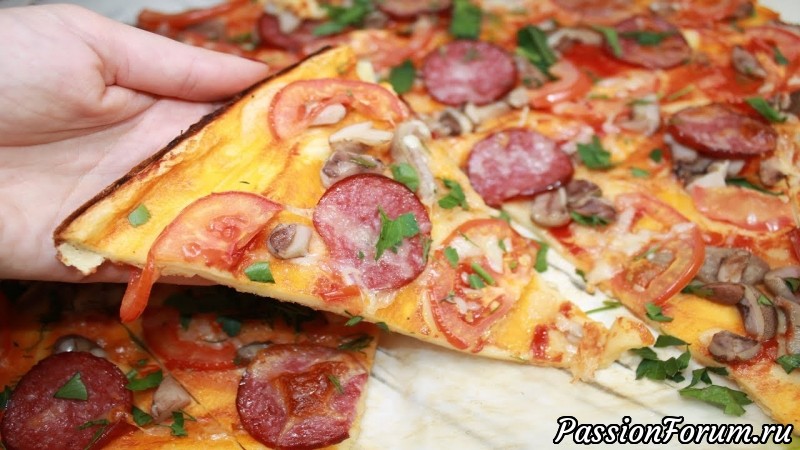Отличная быстрая пицца с вкусными ингредиентами