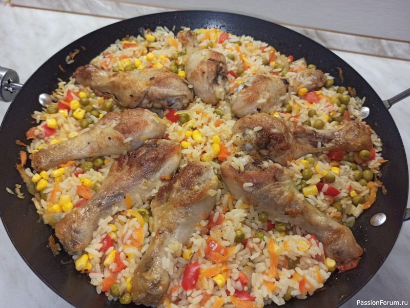 Курица с рисом и овощами. Рис по-каталонски