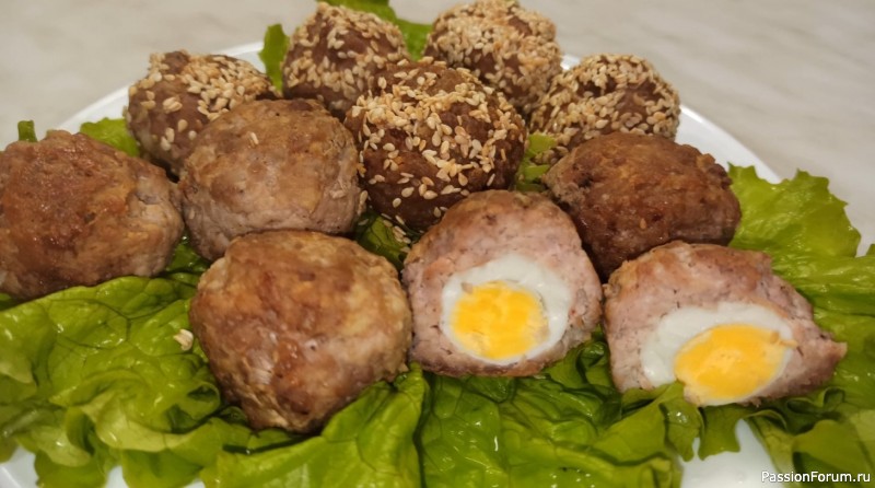 Мясная закуска с перепелиными яйцами