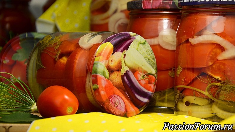 ЧУДО ДОЛЬКИ НА ЗИМУ. Резаные ПОМИДОРЫ ДОЛЬКАМИ и Половинками, с луком - Пальчики оближешь !!!