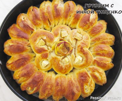 Красивый и вкусный яблочный пирог