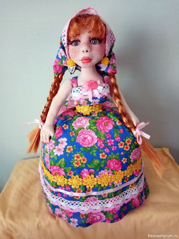 Кукла на чайник Наташа
