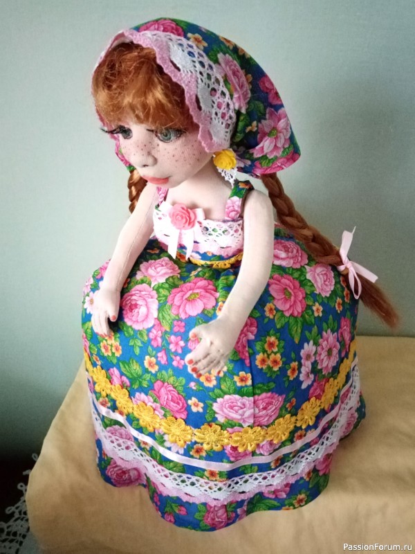 Кукла на чайник Наташа